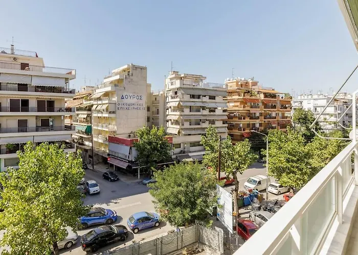 Apartman Thess1home Delfon *